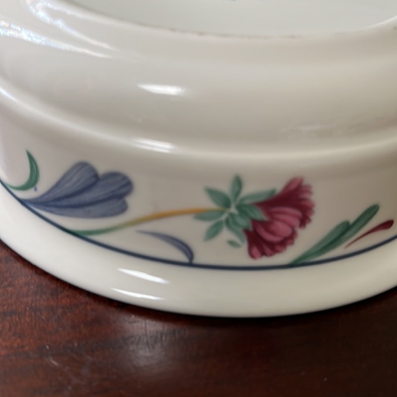 Lenox Poppies on Blue Creamer and Fruit Dessert Sauce Bowl - Picture 12 of 16